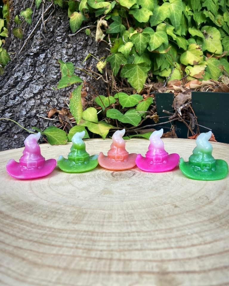 Glow Stone Witch Hats