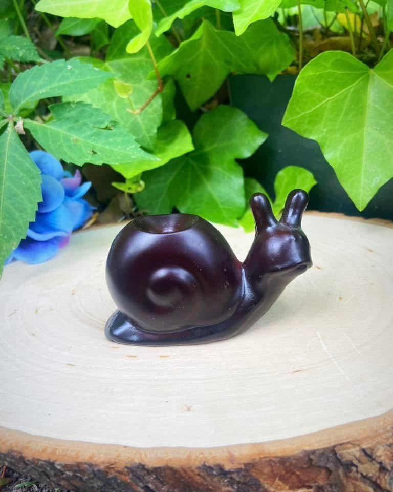 Snail Sphere Stand