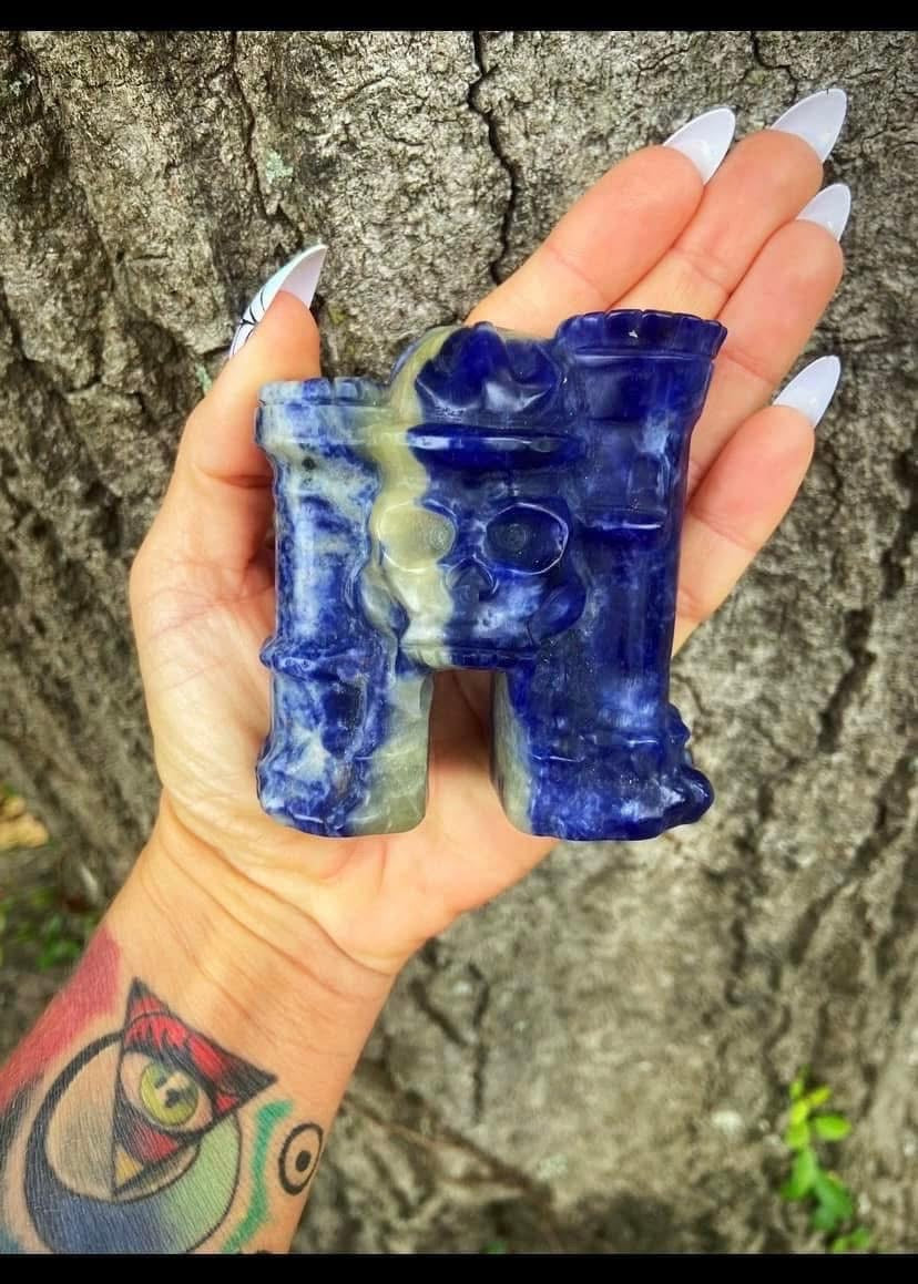 Sodalite Skull Castle