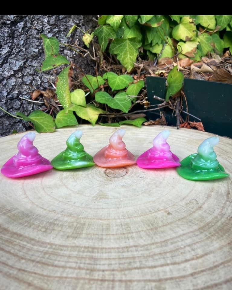 Glow Stone Witch Hats