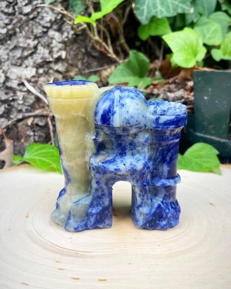 Sodalite Skull Castle