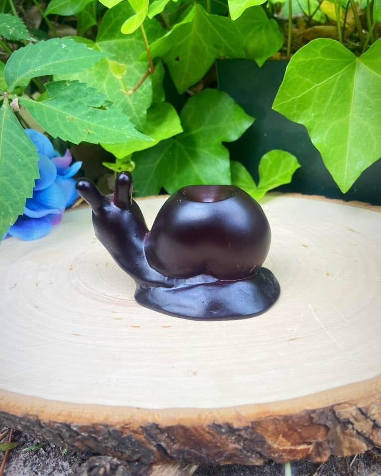 Snail Sphere Stand