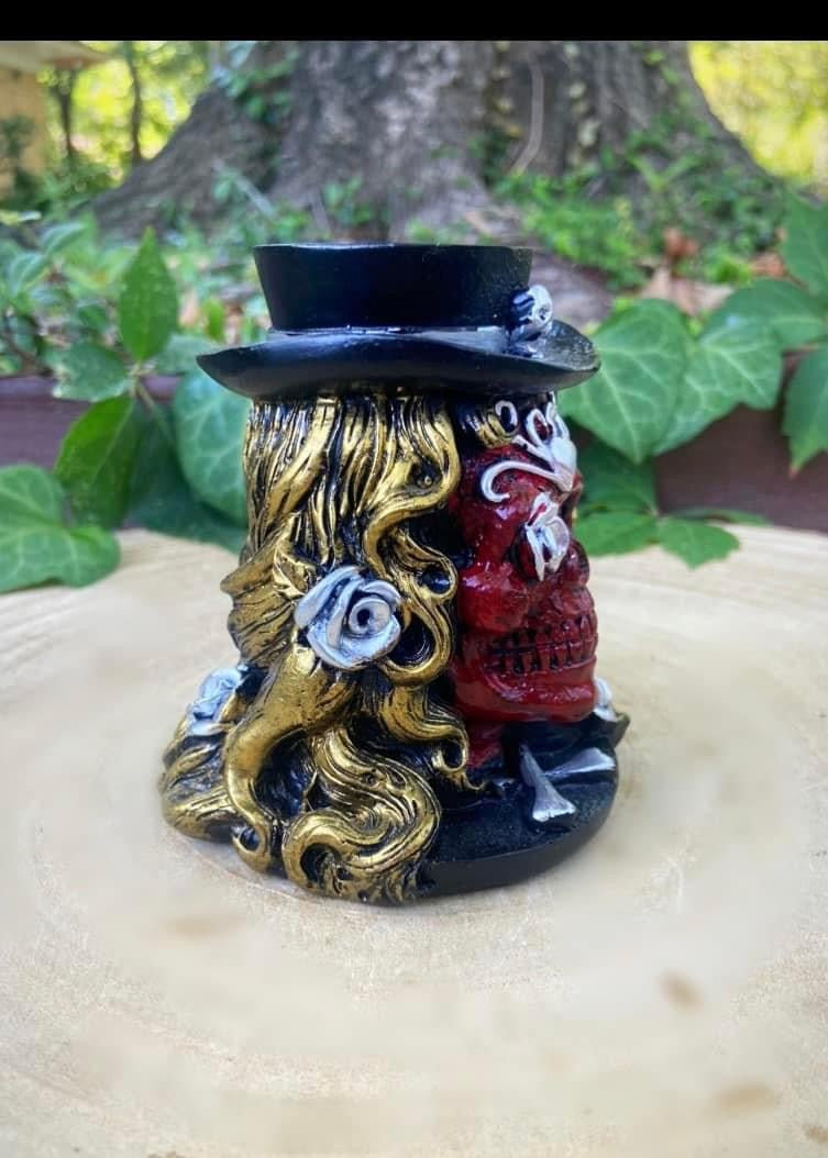 Skull Sphere Stand