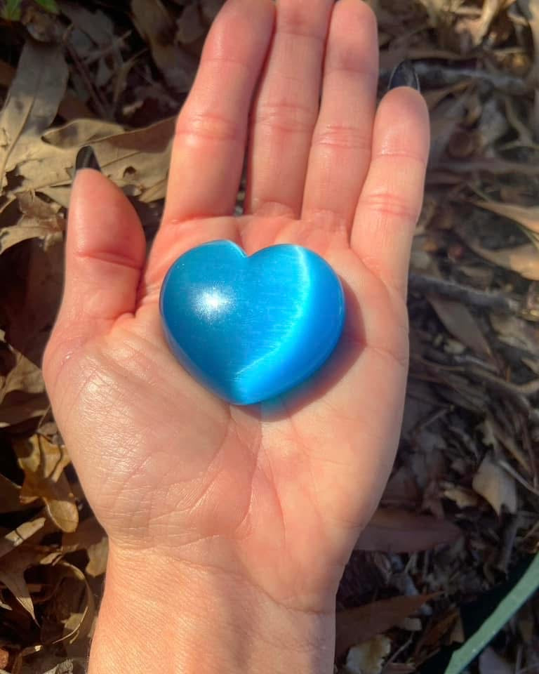 Blue Cat’s Eye Heart