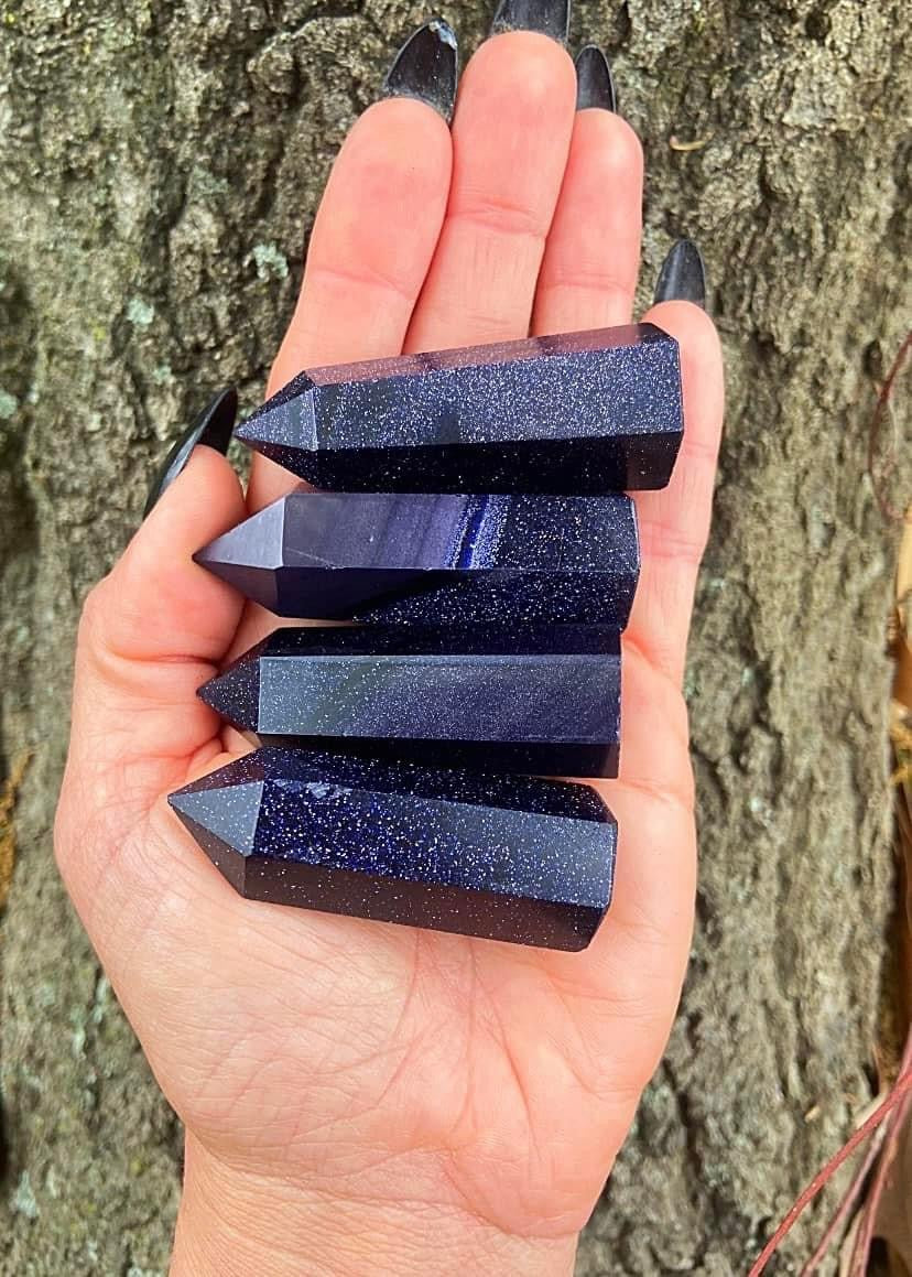Blue Sandstone Points