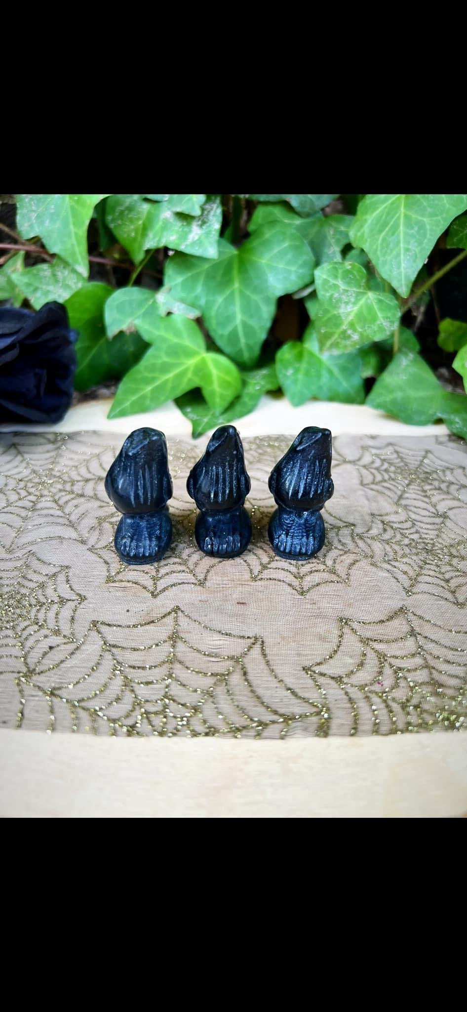 Black Obsidian Ravens