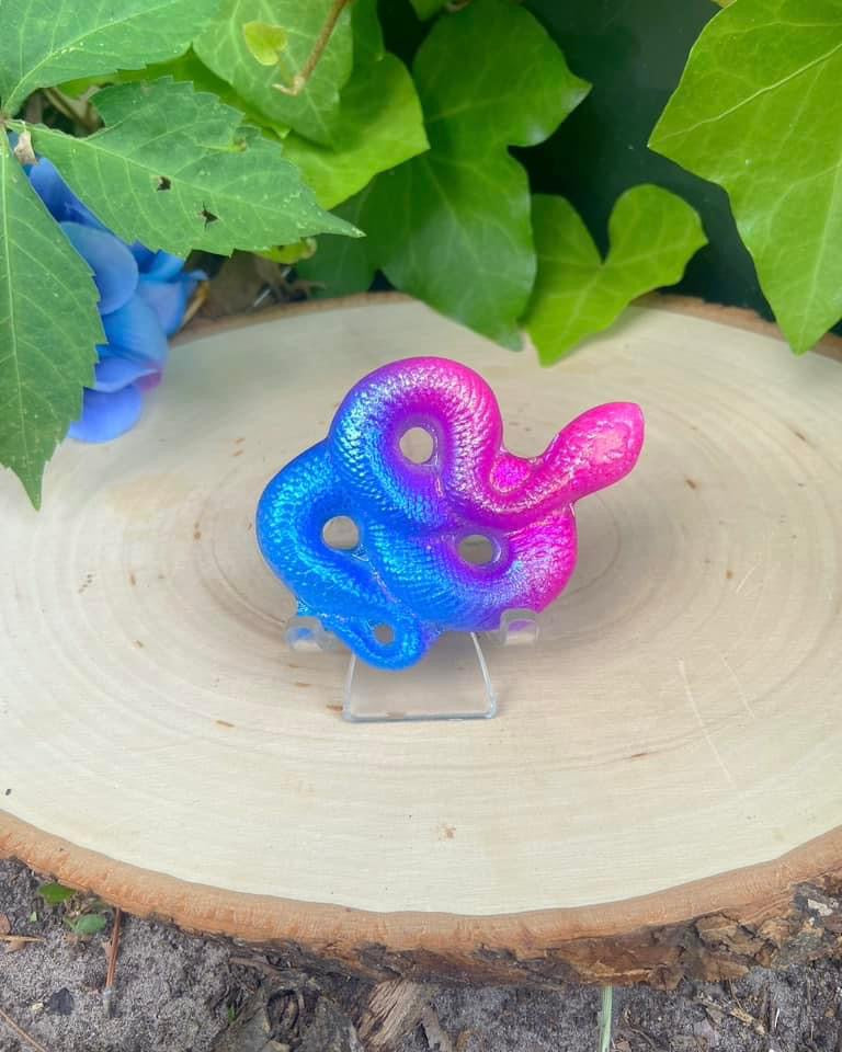 Aura Satin Spar Snake