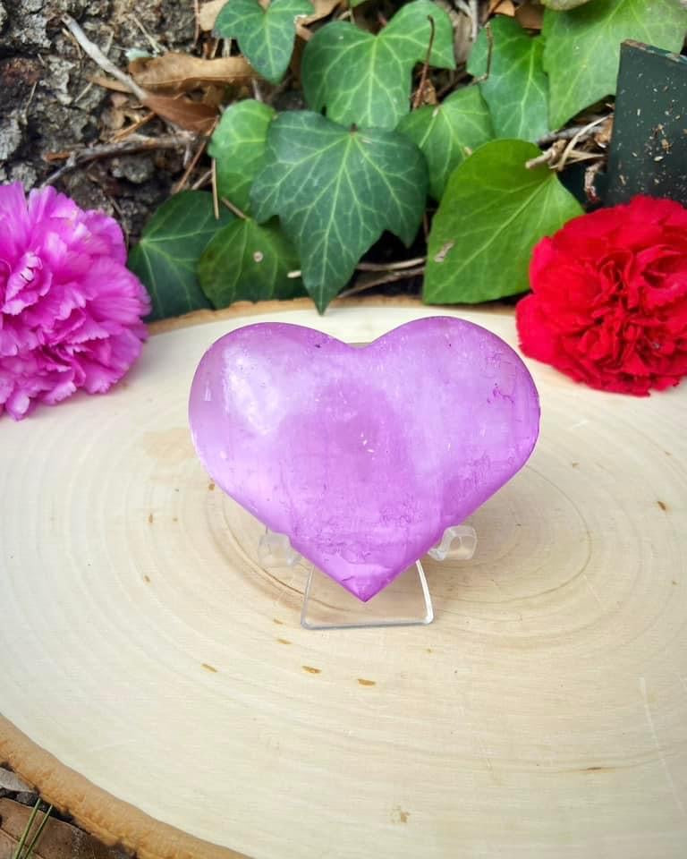 Aura Satin Spar Heart