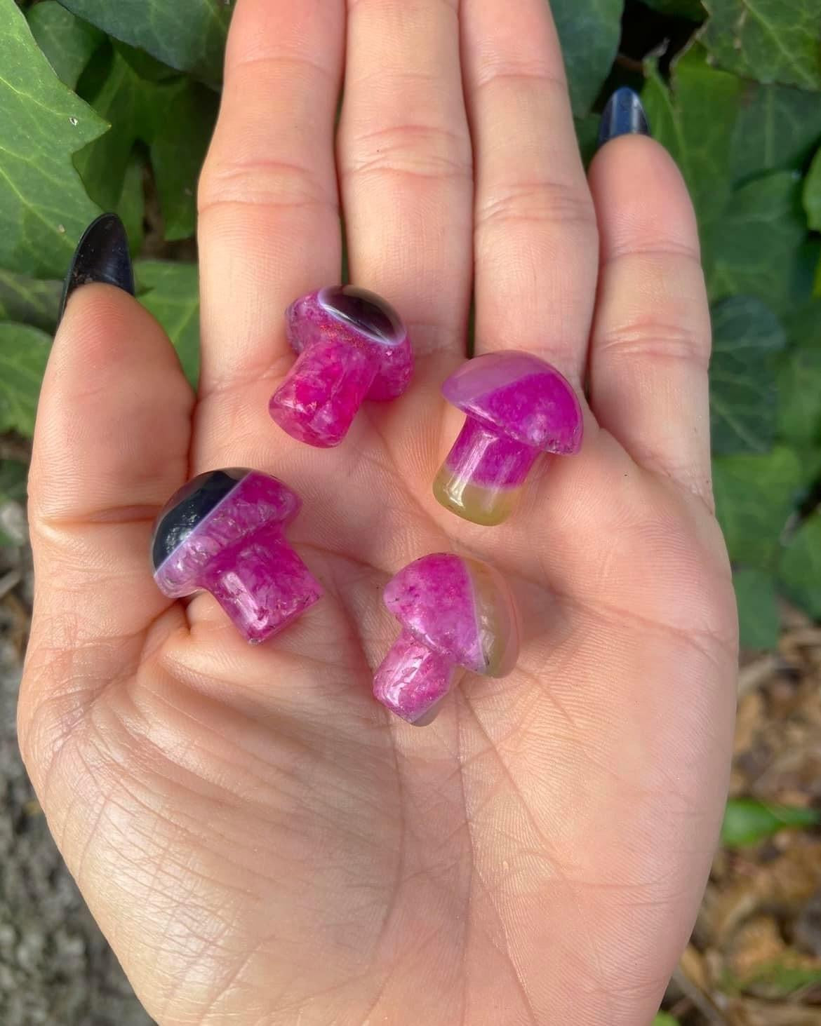 Dyed Agate Mushrooms