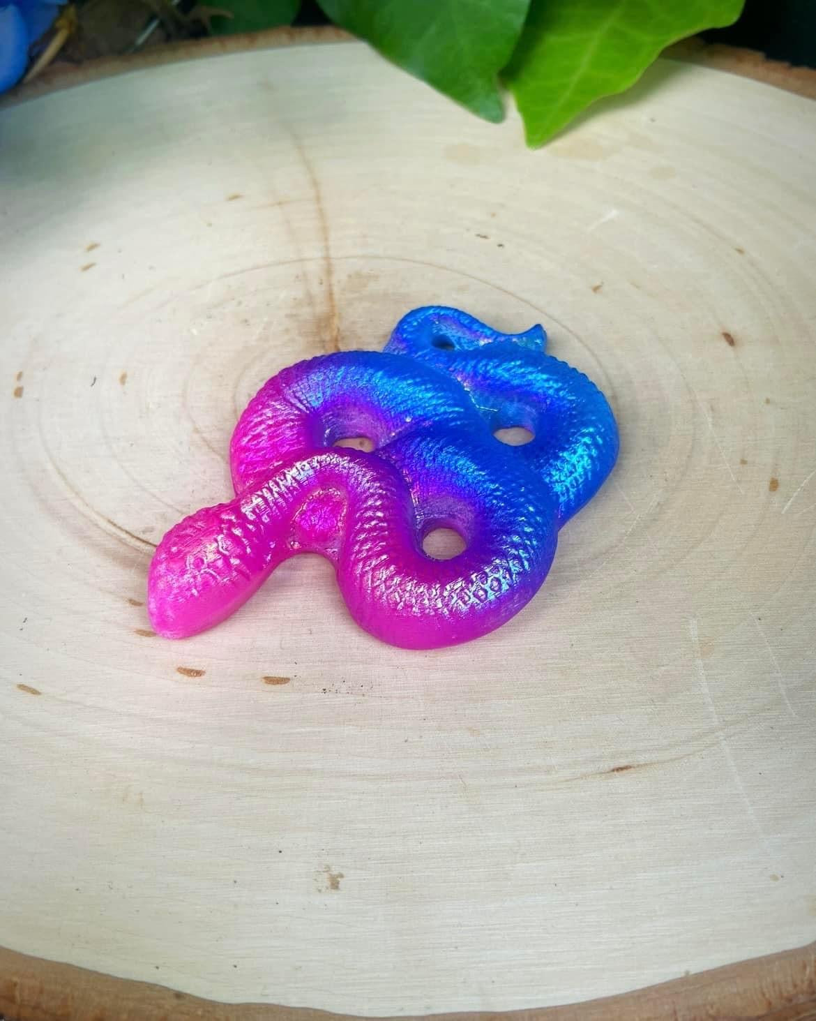 Aura Satin Spar Snake