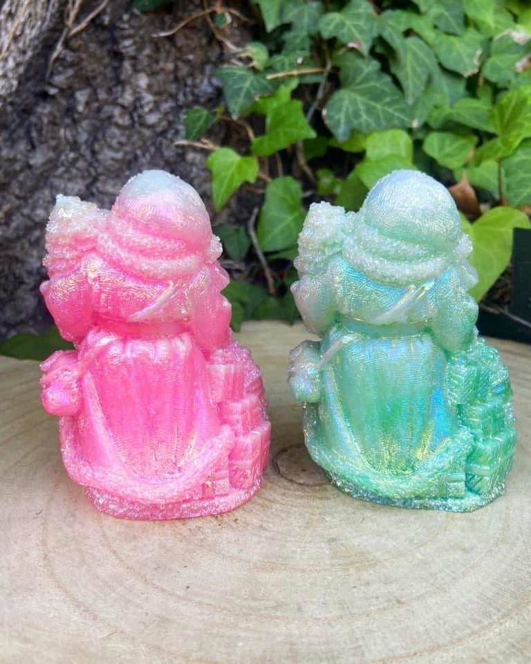 Aura Glow Stone Santa