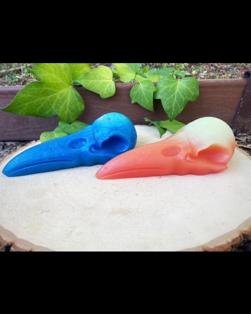 Glow Stone Bird Skulls