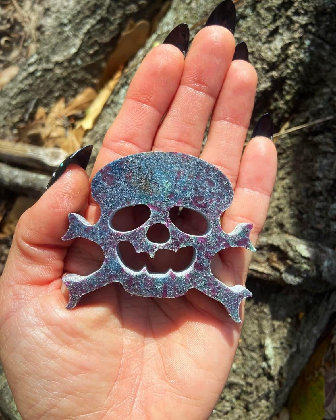 Ruby in Kyanite Skull