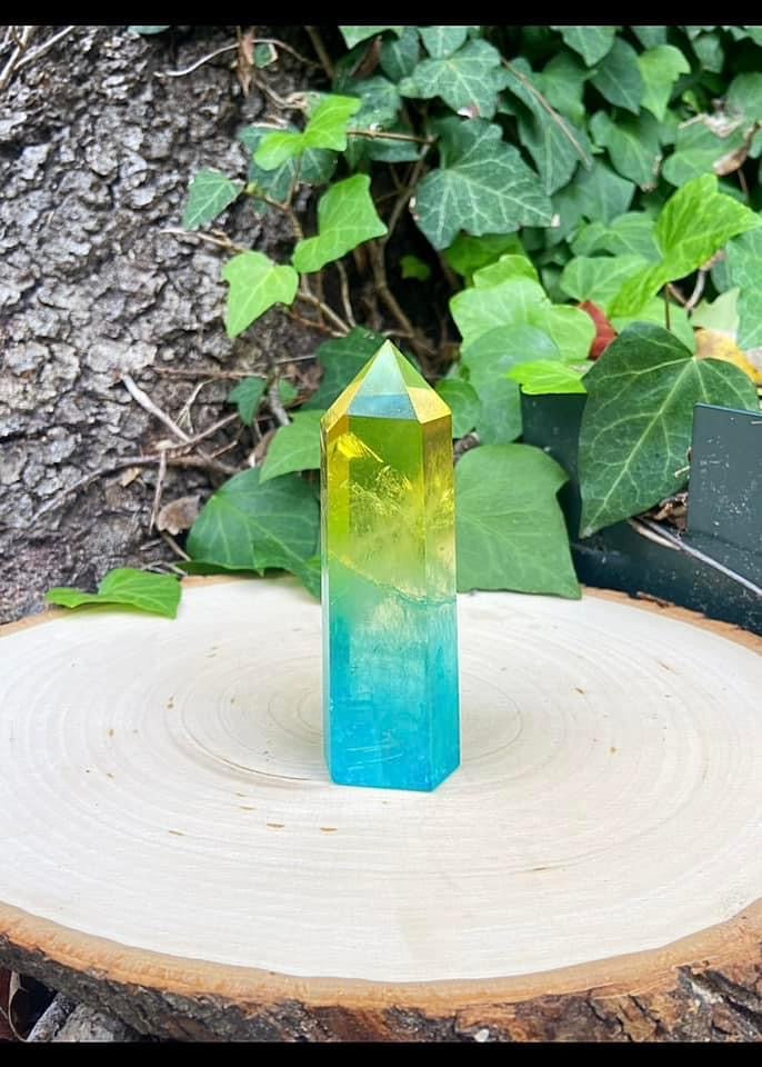 Aura Quartz Tower