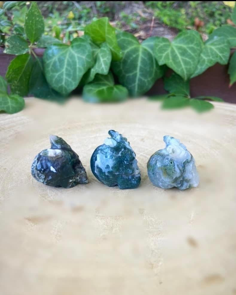 Moss Agate Horned Skulls