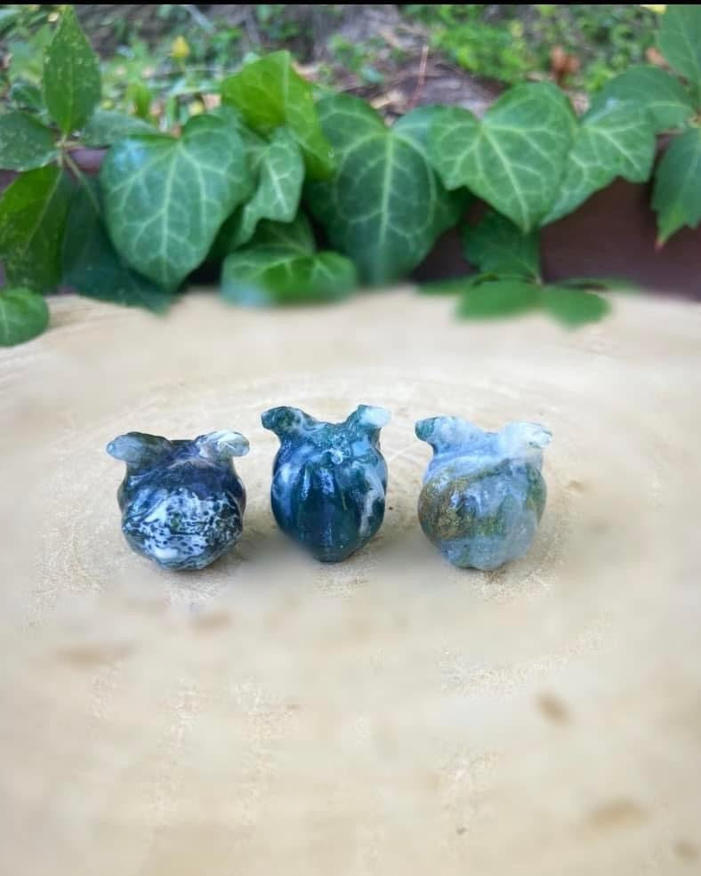 Moss Agate Horned Skulls