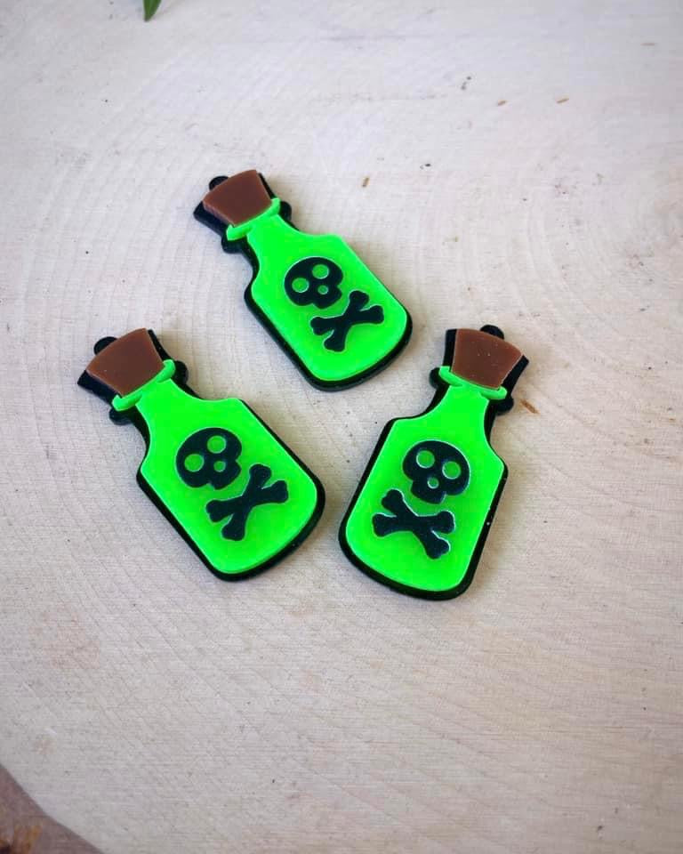 Poison Pendants