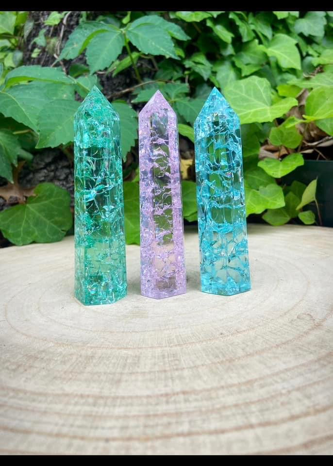 Crackle Quartz Towers